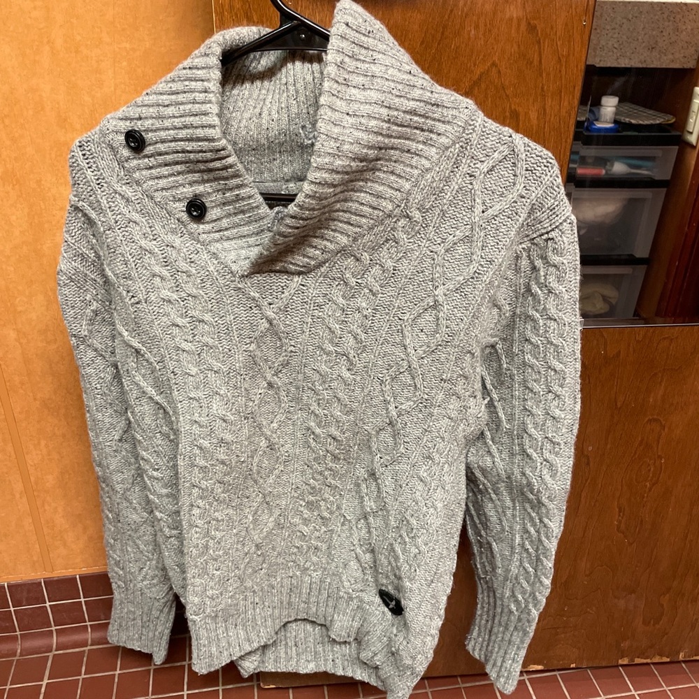 Relwen Grey knit sweater